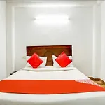 Hotel O Bella House Near Sarita Vihar Metro Station